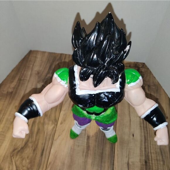 Dragon Ball Z Super Big Broly Super Big PVC Action Figure Anime 17'in Tall. - Picture 7 of 8